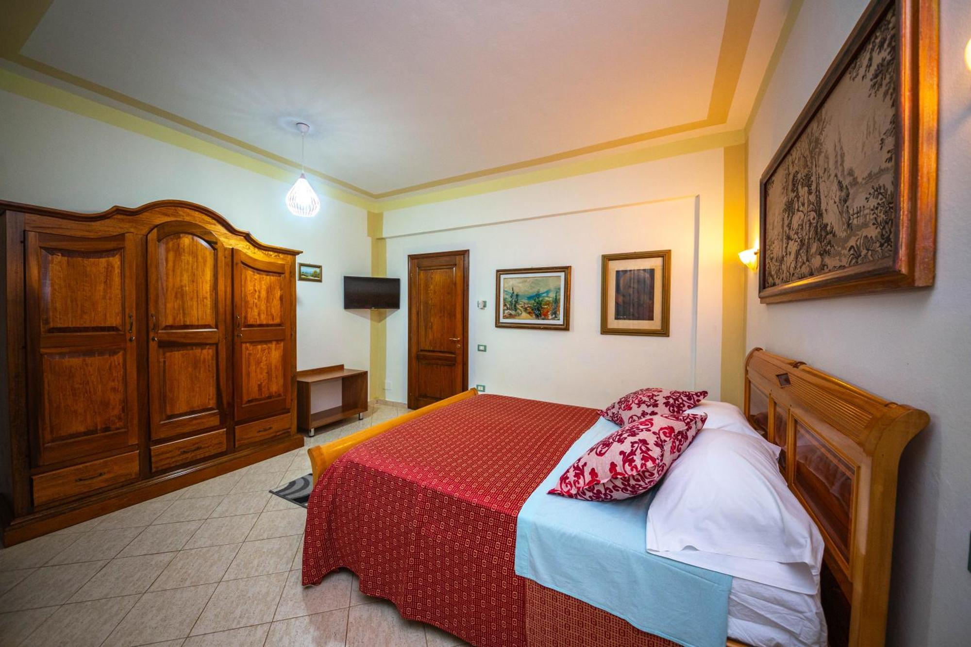 Hotel "San Saena " ราดฮีมือ ภายนอก รูปภาพ