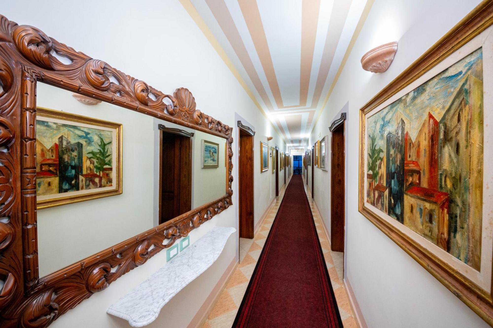 Hotel "San Saena " ราดฮีมือ ภายนอก รูปภาพ