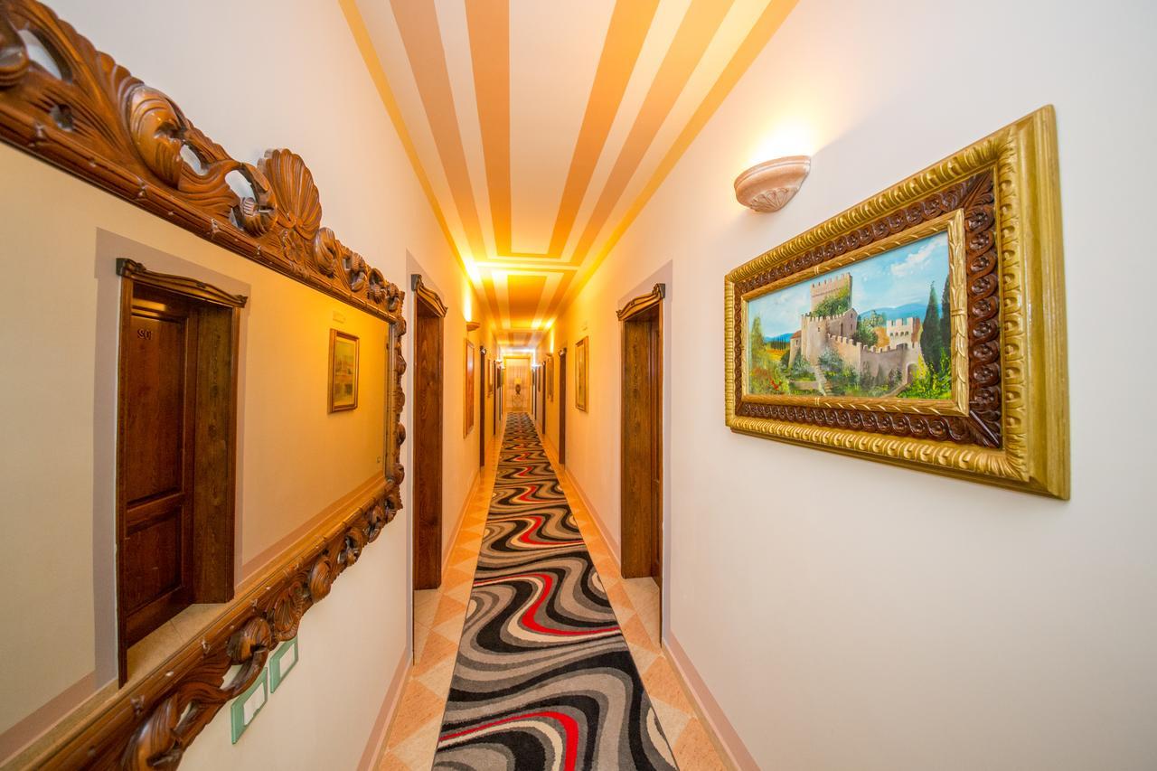 Hotel "San Saena " ราดฮีมือ ภายนอก รูปภาพ