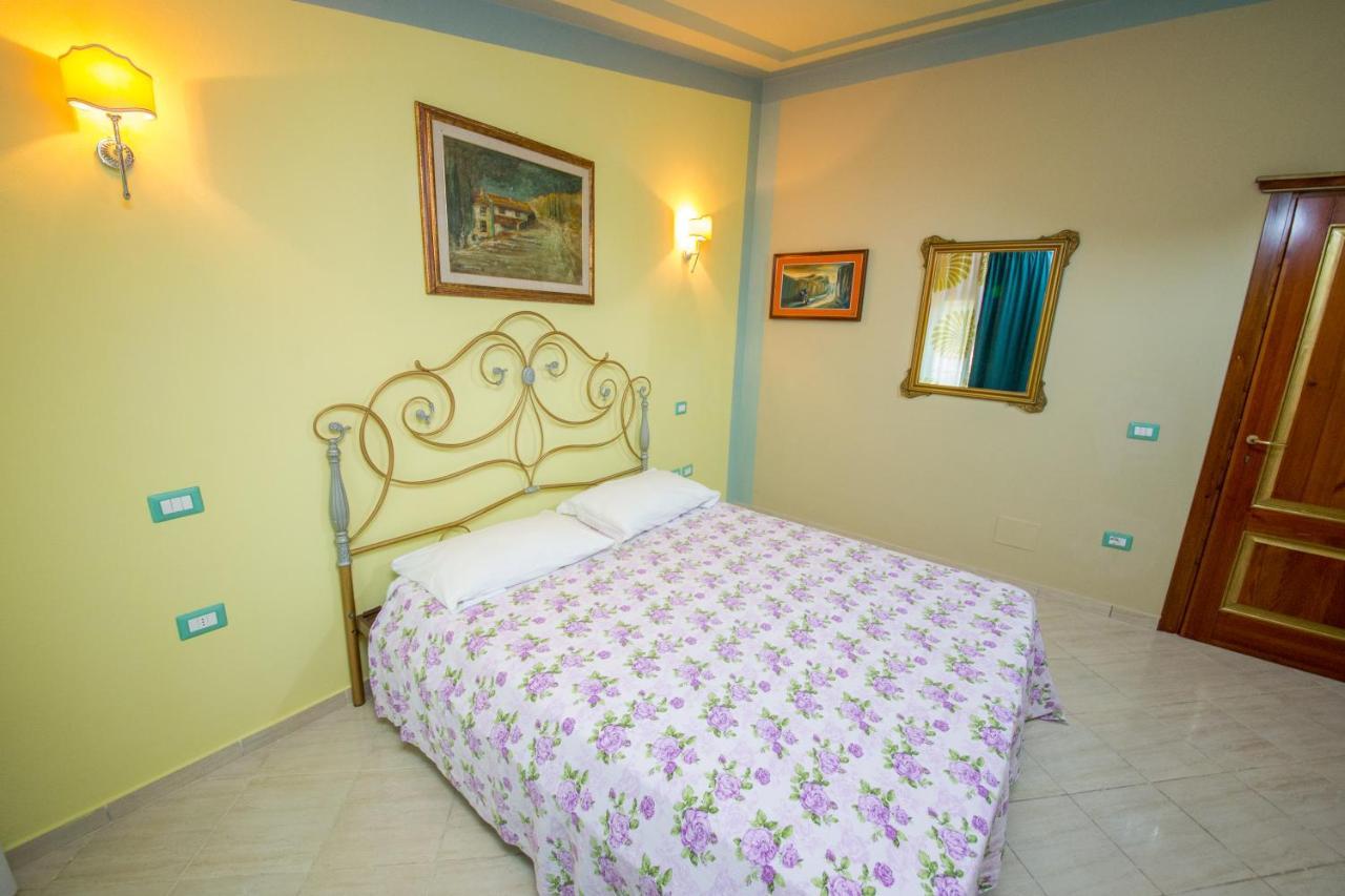 Hotel "San Saena " ราดฮีมือ ภายนอก รูปภาพ